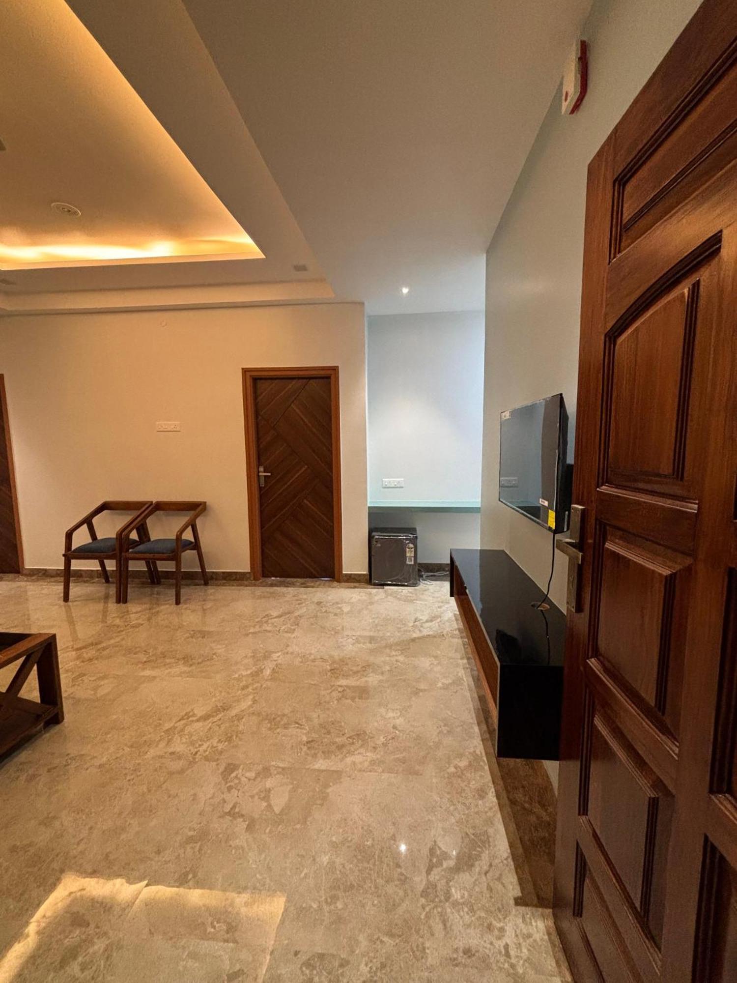 Tiruchirappalli Srirangam Nandavanam Service Apartments מראה חיצוני תמונה